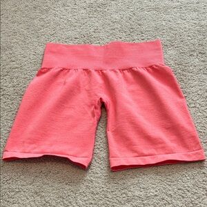 NVGTN Pro Seamless Coral Shorts